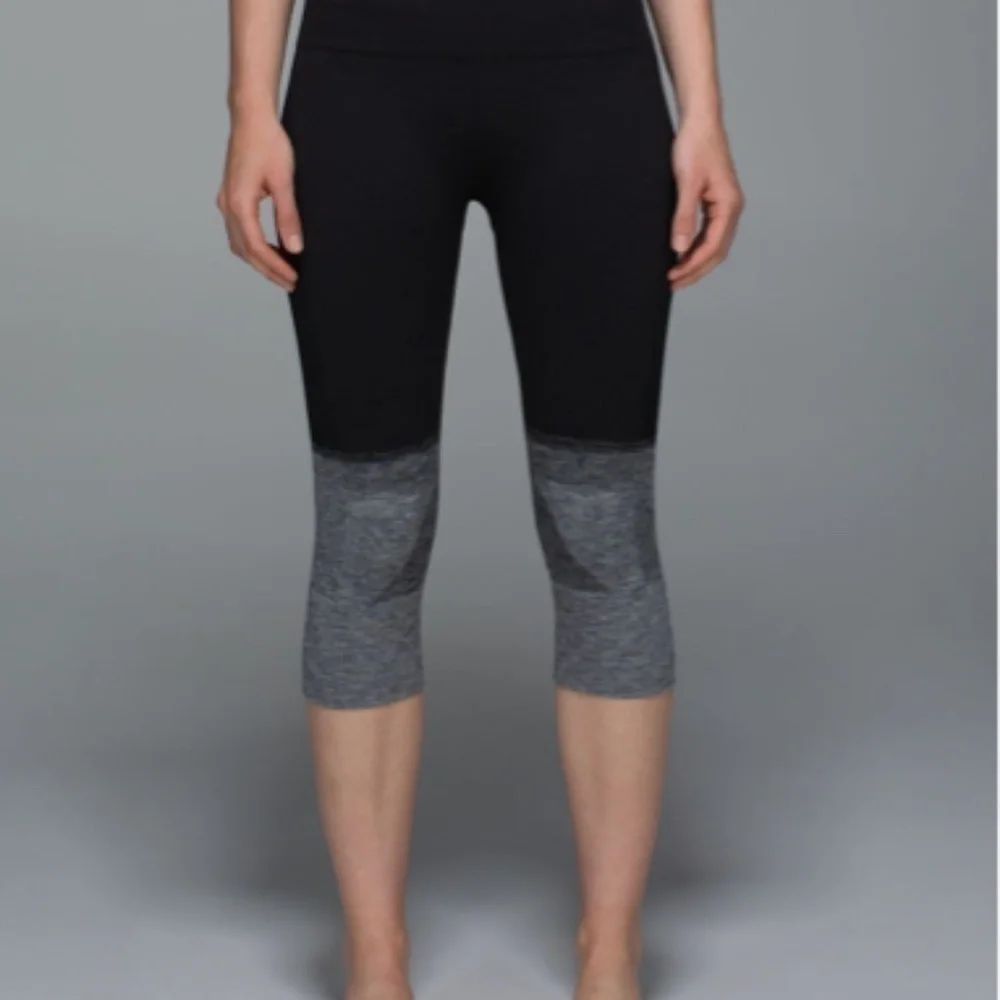Lululemon Seamlessly Street Crop Heathered Black